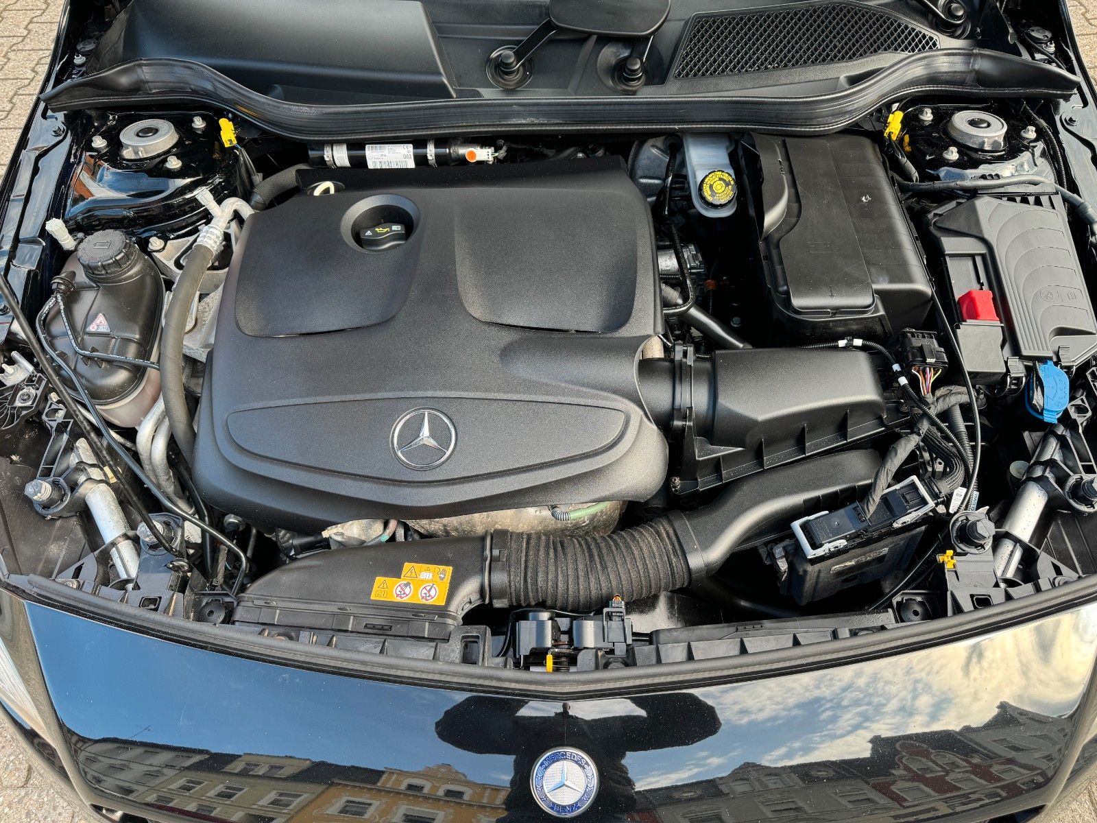 Fahrzeugabbildung Mercedes-Benz A 180 A -Klasse A 180 BlueEfficiency Style NAVI