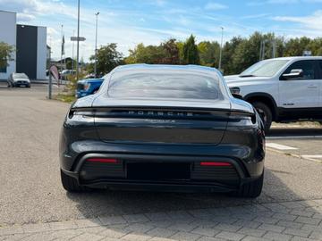 صورة 5 لـ 2020 Porsche TAYCAN