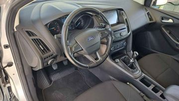Ford Focus - 12