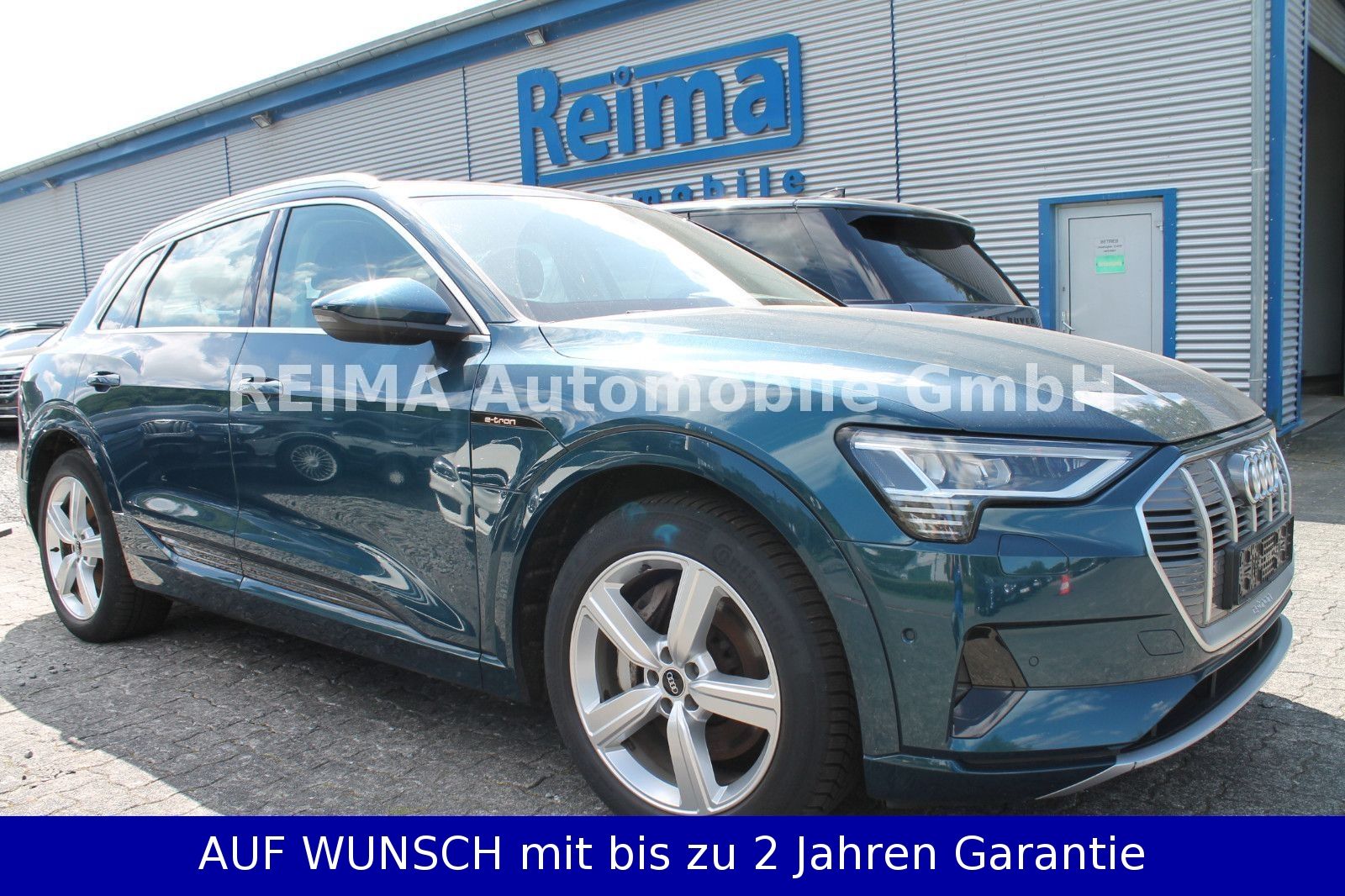 Fahrzeugabbildung Audi e-tron 55 quattro advanced, Luft, Kamera, AHK