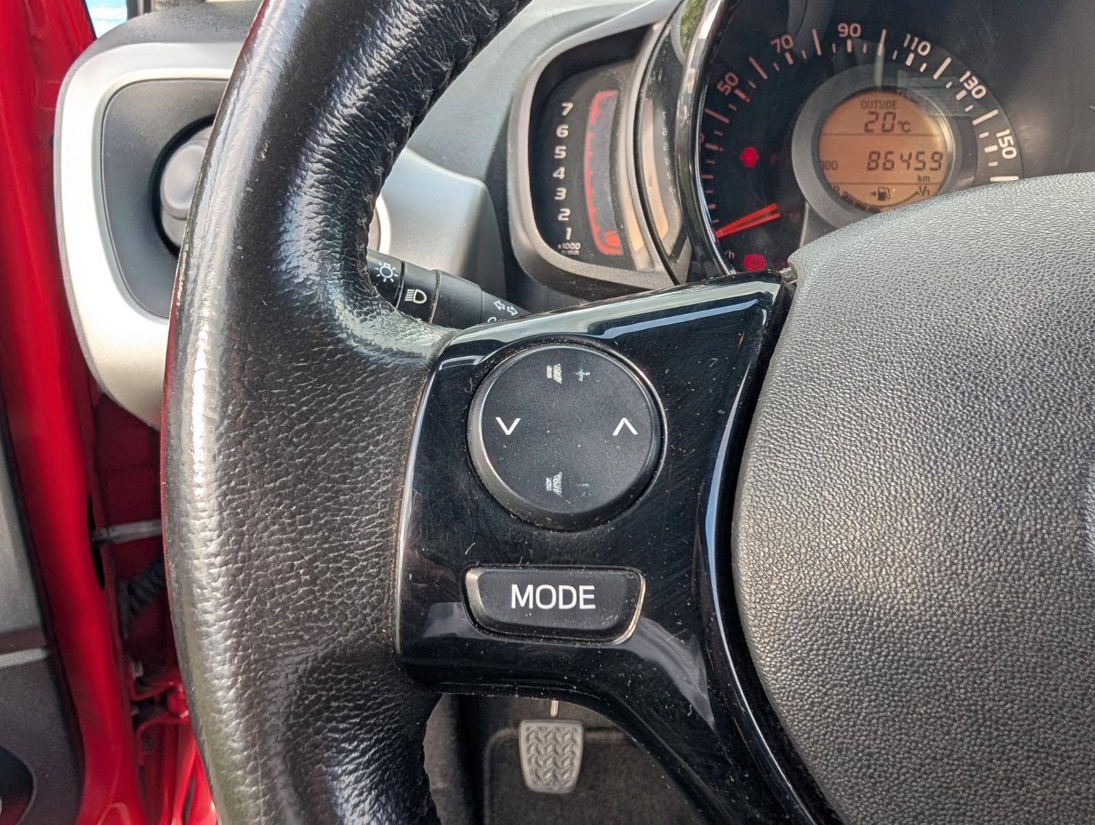 Toyota Aygo AYGO x-play Edition-S*KLIMA*KAMERA*TEMPOMAT