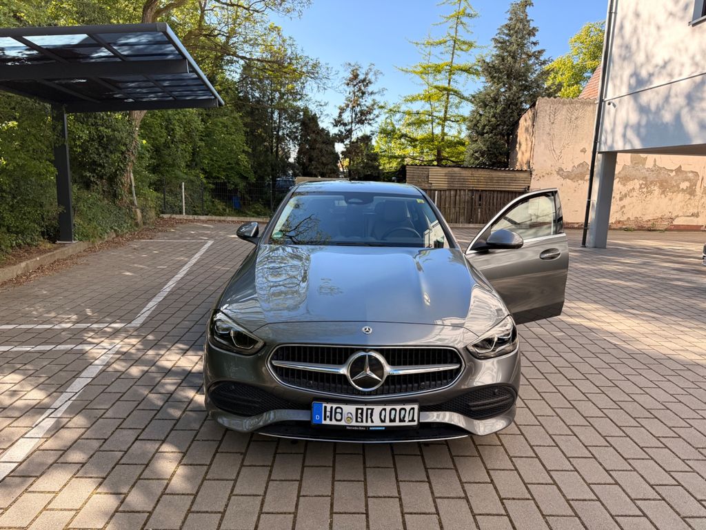 Image of Mercedes-Benz C 220