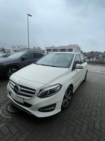 Mercedes-Benz B-Klasse (B180) Renterfahrzeug!!