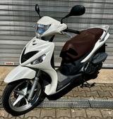 Suzuki Sixteen UX 125 Roller Scooter Burgman - Suzuki Motorräder in Chemnitz