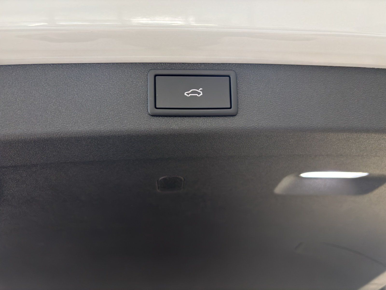 Fahrzeugabbildung SKODA Enyaq 60