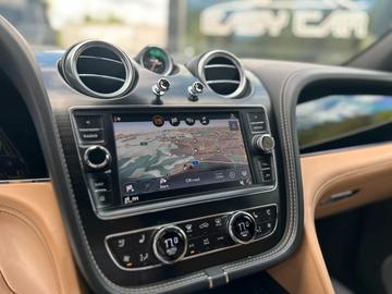 صورة مصغرة 12 لـ 2016 Bentley BENTAYGA