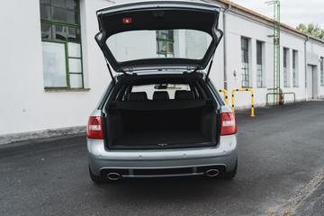 صورة مصغرة 20 لـ 2002 AUDI RS6