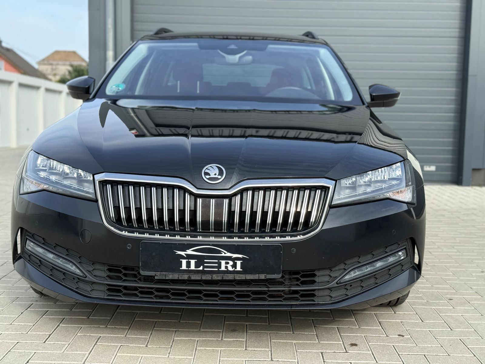 Skoda Superb Combi Ambition*ACC*KAMERA*LANE-ASSIST*LED imagem 3