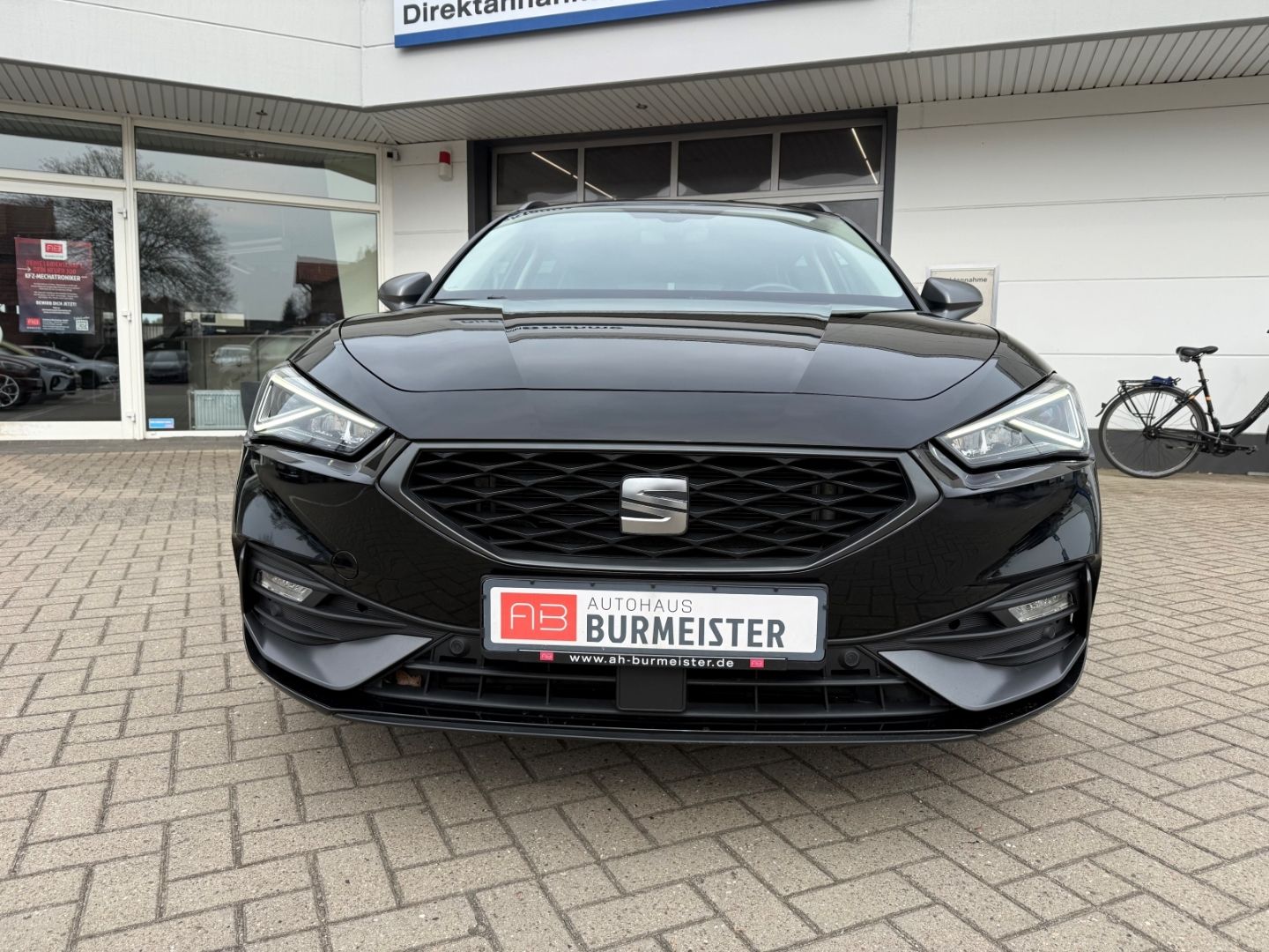 Fahrzeugabbildung SEAT Leon Sportstourer FR Navi Digitales Cockpit LED