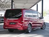 Mercedes-Benz EQV 300 Extralang Navi 360° Airmatic Burmester - rote Mercedes-Benz EQV