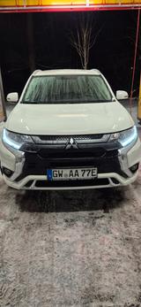 Mitsubishi Plug-in Hybrid Outlander - Mitsubishi Plug-in Hybrid Outlander aus 2020