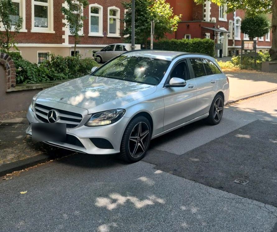 Image of Mercedes-Benz C 220