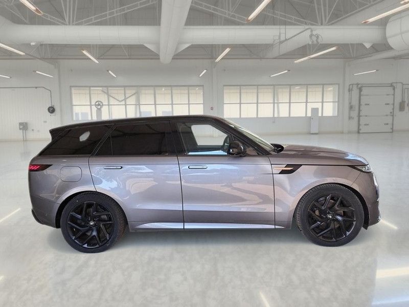 Land Rover LAND ROVER RANGE ROVER SPORT 3.0D MHEV I6 300 CV imagem 3