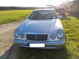 Mercedes-Benz E 200 CLASSIC - gebrauchte Mercedes-Benz E 200 aus dem Jahr 1997