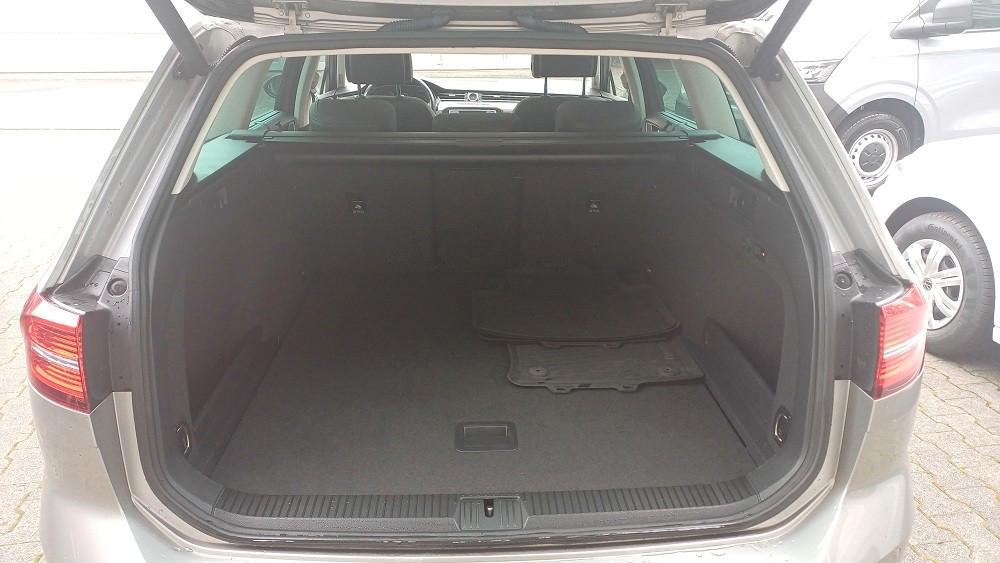 Volkswagen Passat Variant 2.0 TDI SCR DSG Highline Vari...