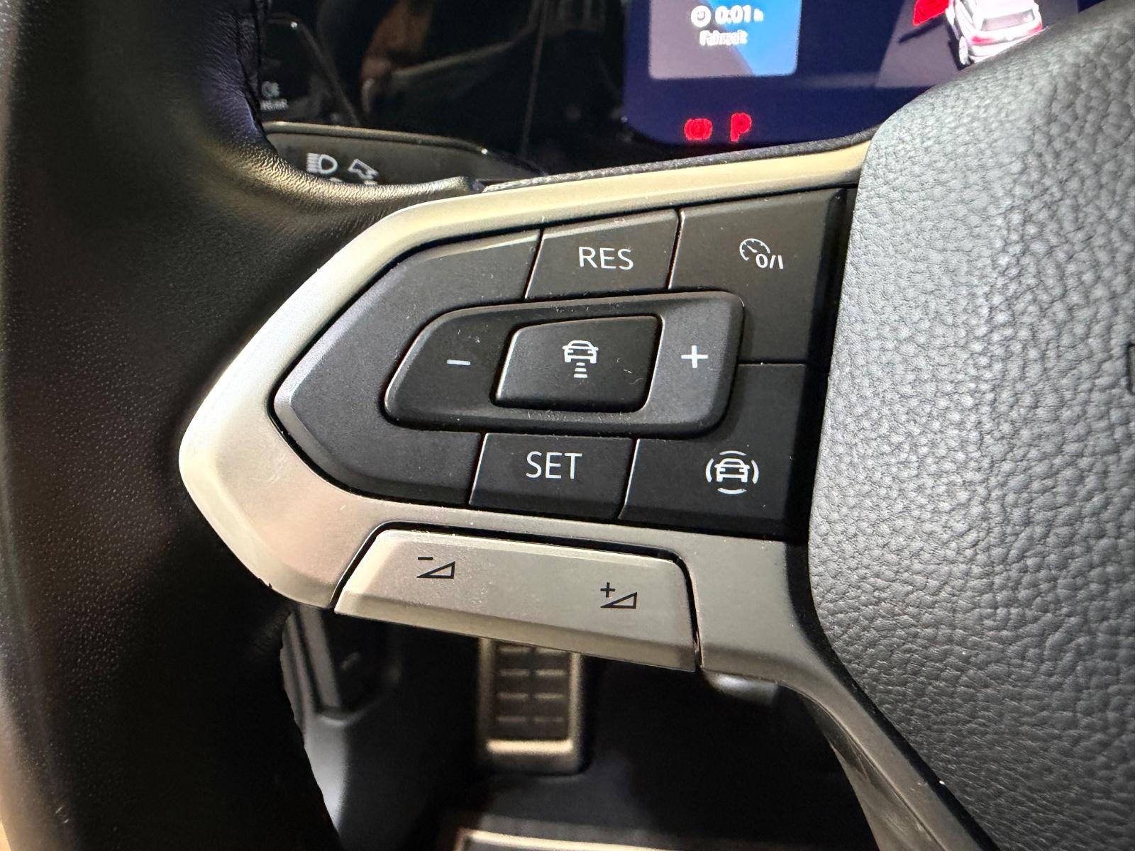 Volkswagen Golf VIII Lim.Active2.0TDI DSG/PANO/AHK/GARANTIE, миниатюра 20