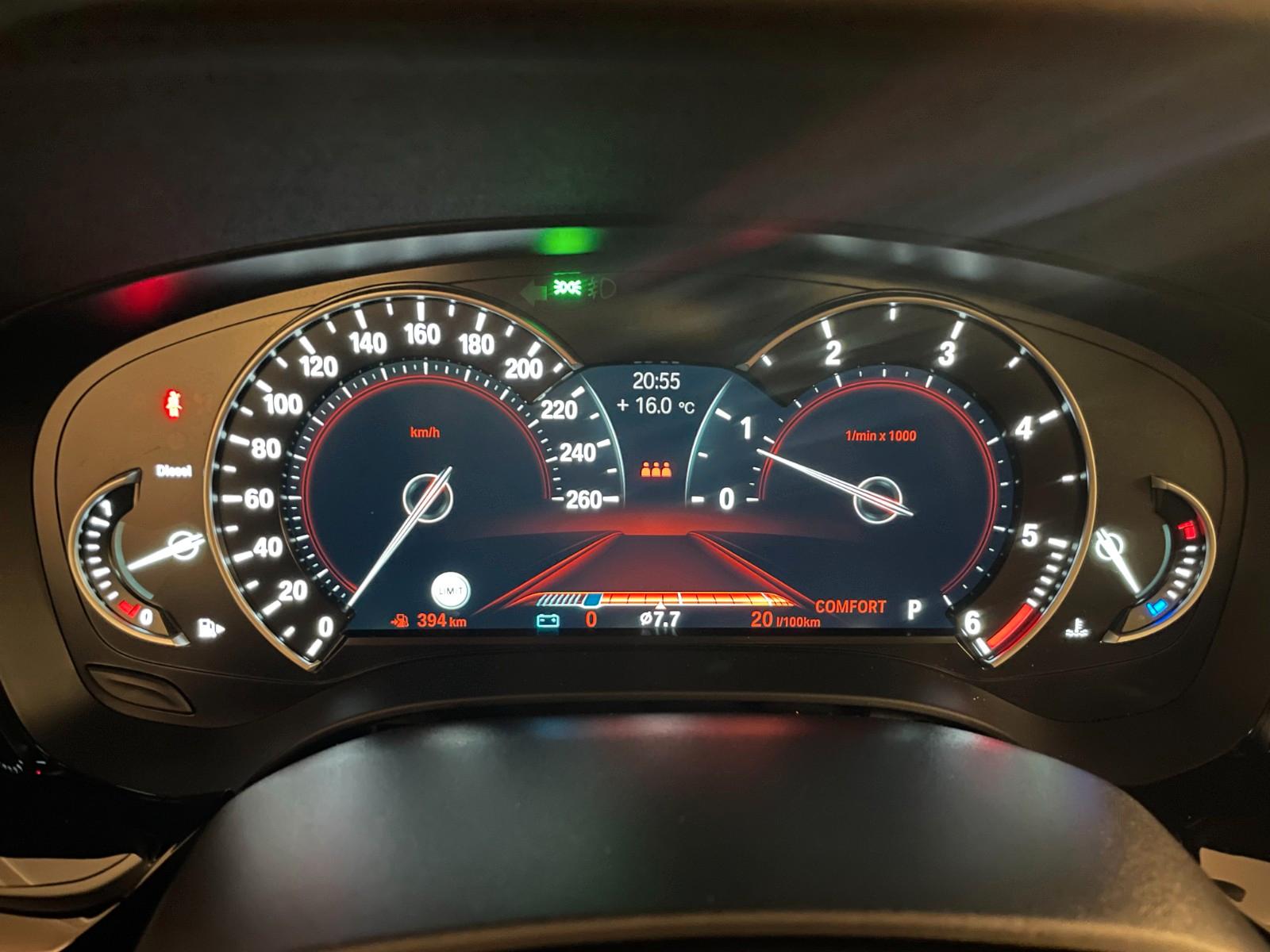 BMW 520 d xDrive Luxury Line *** Vollausstattung ***