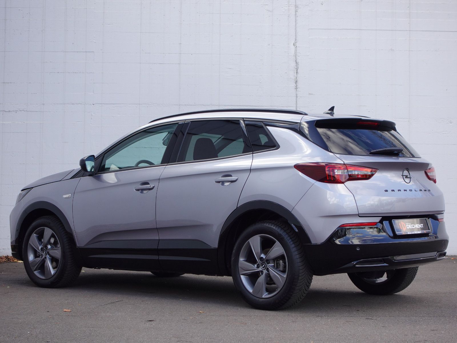 Fahrzeugabbildung Opel Grandland 1.2T AUTOMATIK,Navi,MatrixLED,Sitzhzg