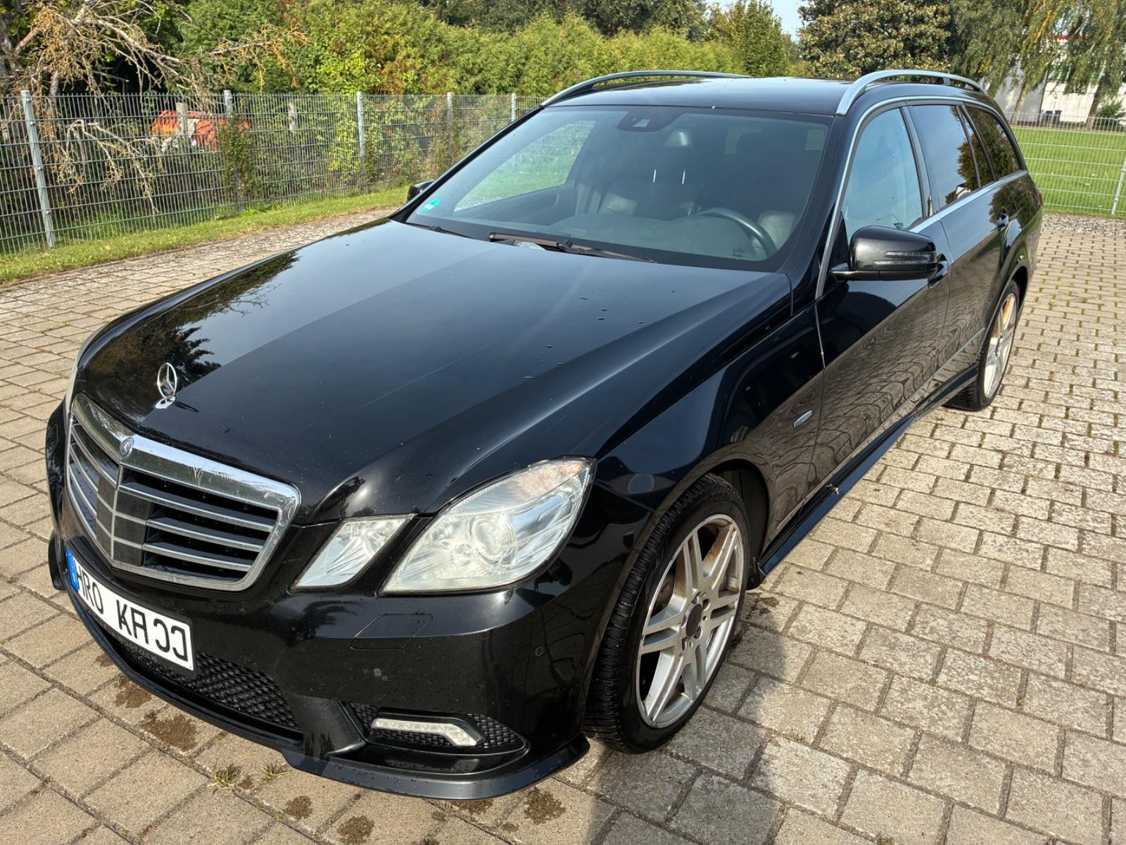 Mercedes-Benz E350 2011 — photo 15