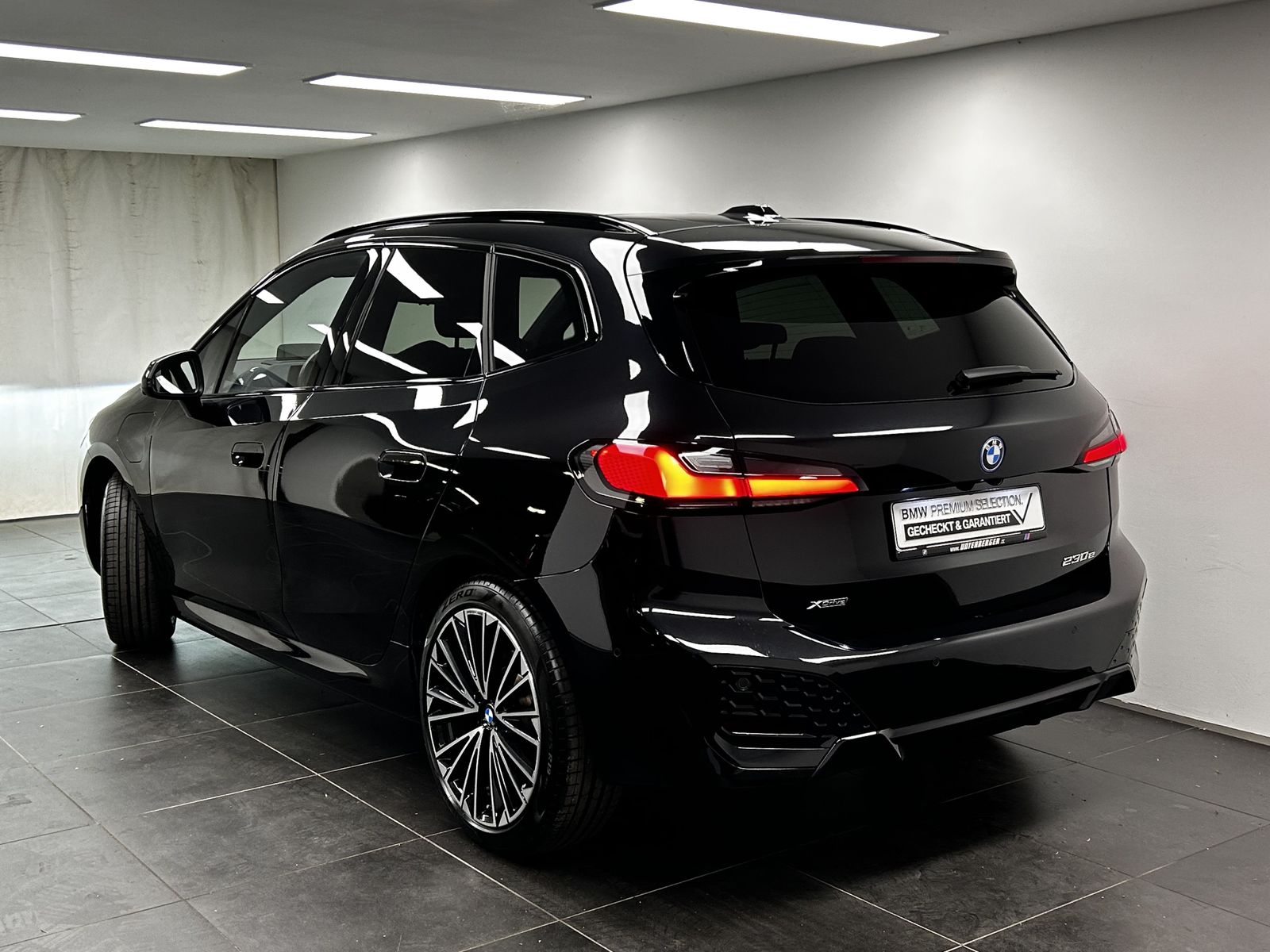 BMW 230e xDrive Active Tourer M Sportpaket Pano. Har foto 3
