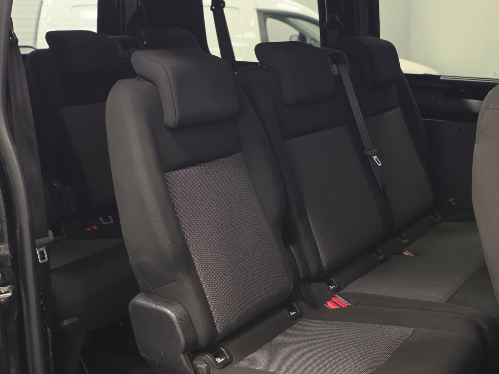 Peugeot Expert L2 8x Sitze Klima Tempomat 2x Schiebetür