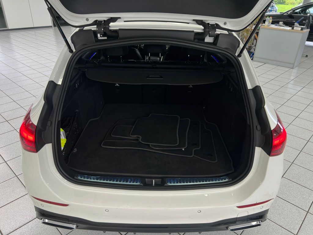 Mercedes-Benz C 220 dT 4M AMG*NIGHT*HUD*KAMERA*DISTR*KEYL*AHK*