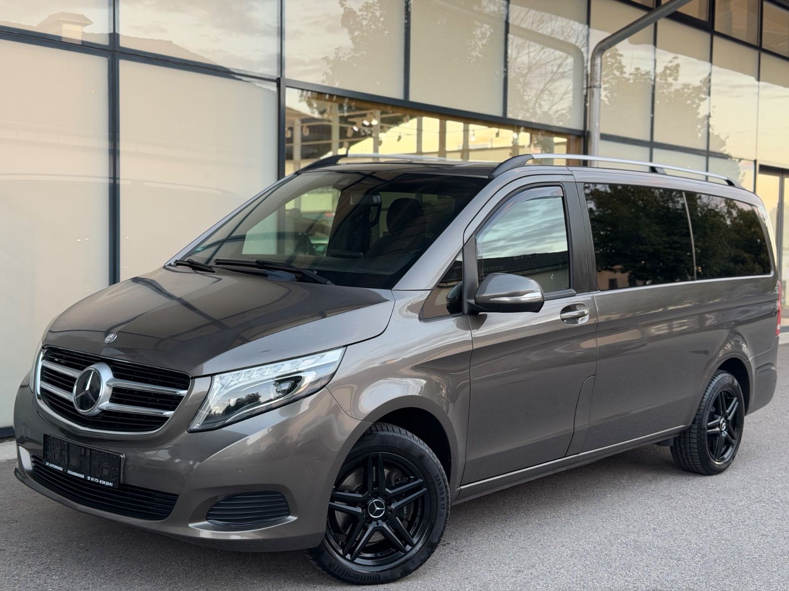 Mercedes-Benz V220 d EDITION lang 4Matic Navi/LED/SZH/ACC/AHK