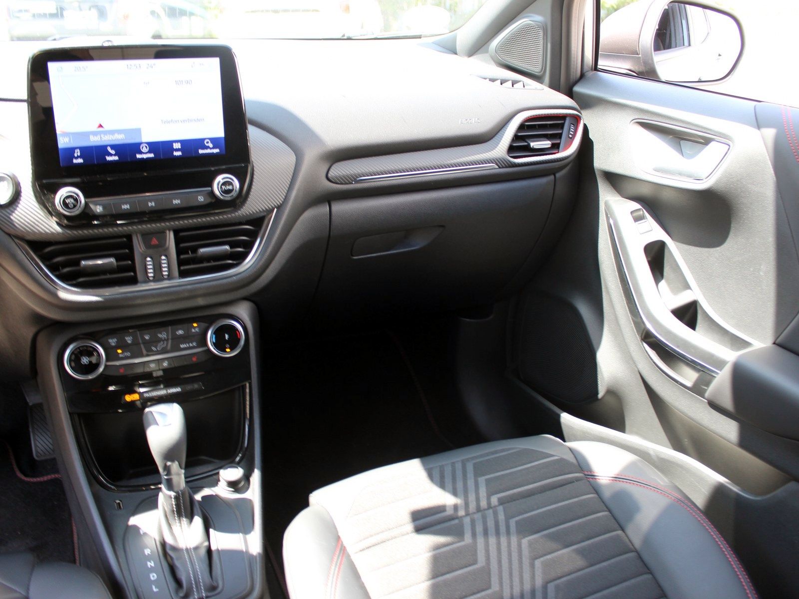 Fahrzeugabbildung Ford Puma ST-Line X 1,0 EcoBoost Mild Hybrid