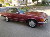 Mercedes-Benz 560 SL (R107) H-Kennzeichen Tüv neu.Top Zustand  - rote Mercedes-Benz SL 560