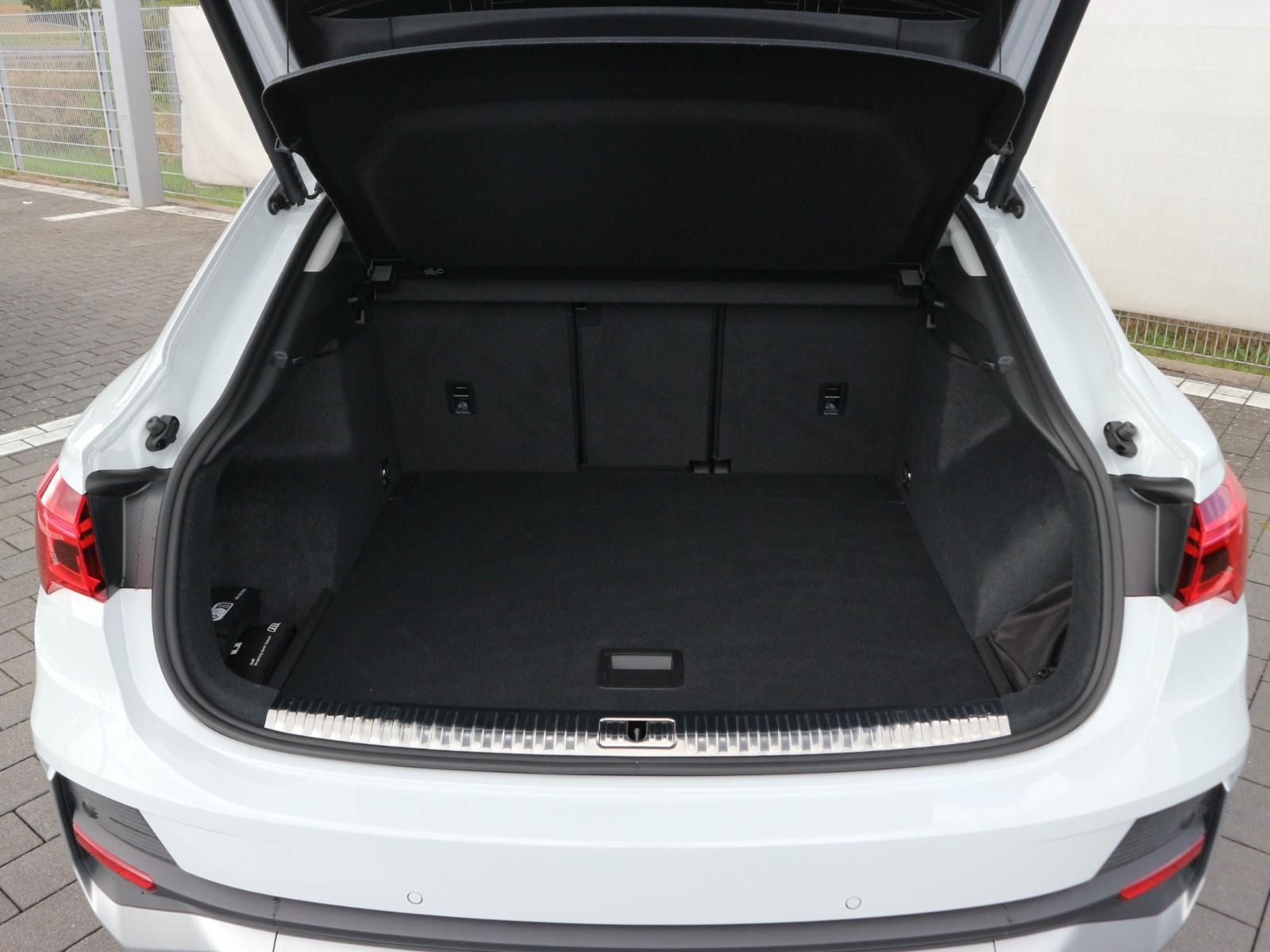 Audi Q3 Sportback S line 35 TFSI S tronic ACC AHK foto 7