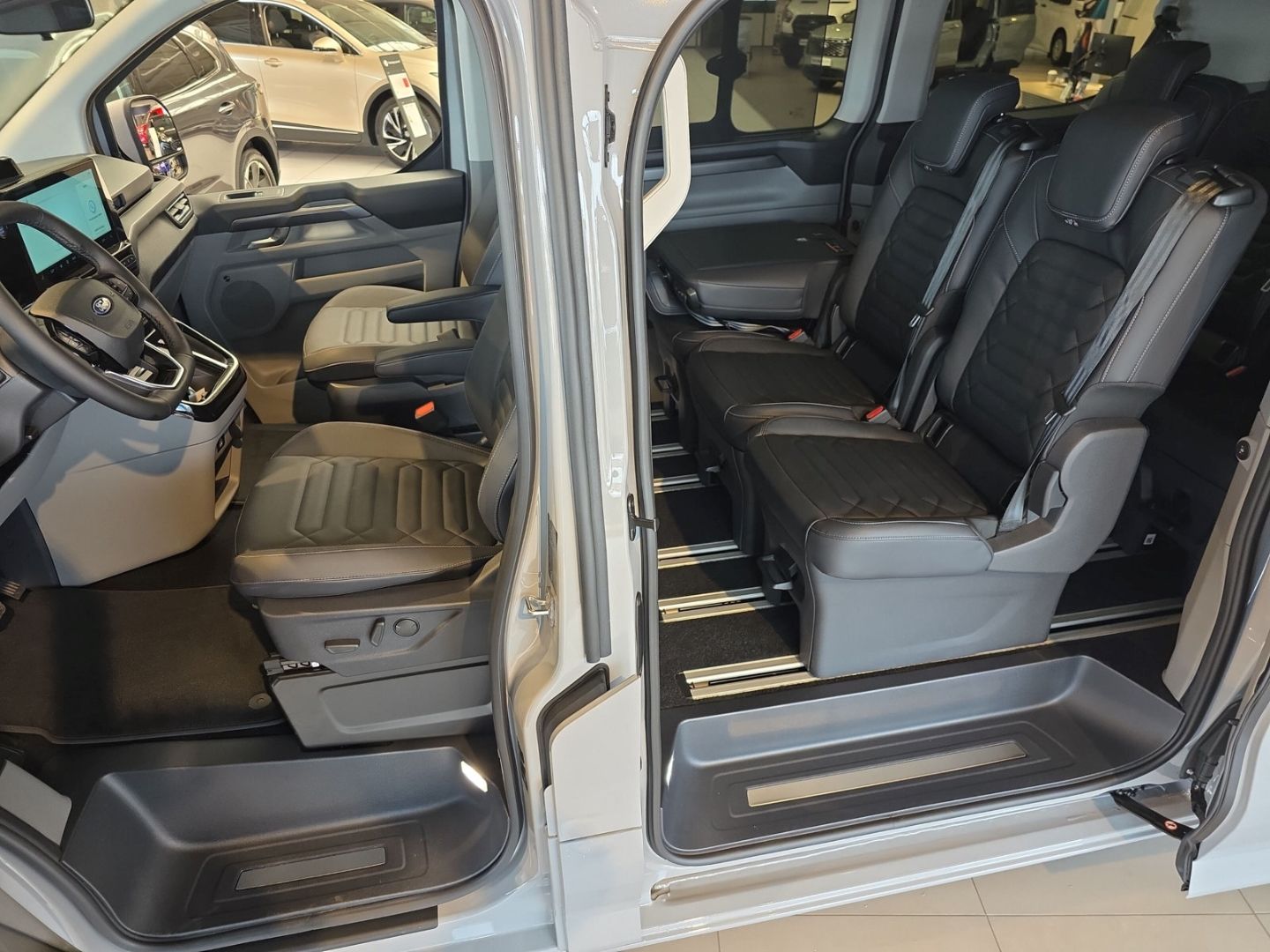 Ford Tourneo Custom - Bild 11