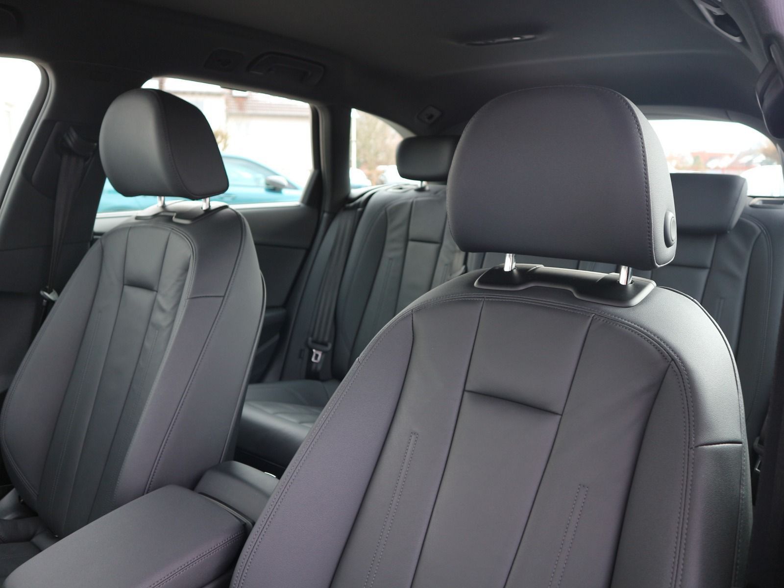 Audi A4 - Bild 12