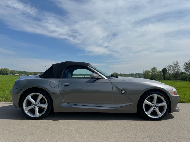 BMW Z4 Roadster 3.0i SMG Leder Xenon 18zoll