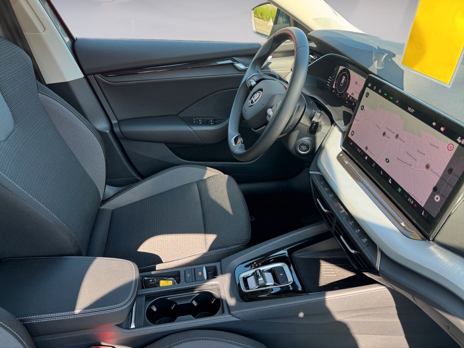 Fahrzeugabbildung SKODA Octavia Combi Selection 1.5 eTSI