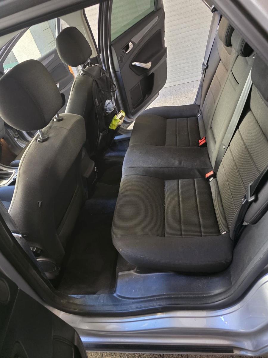 Ford Mondeo 2014 — photo 9