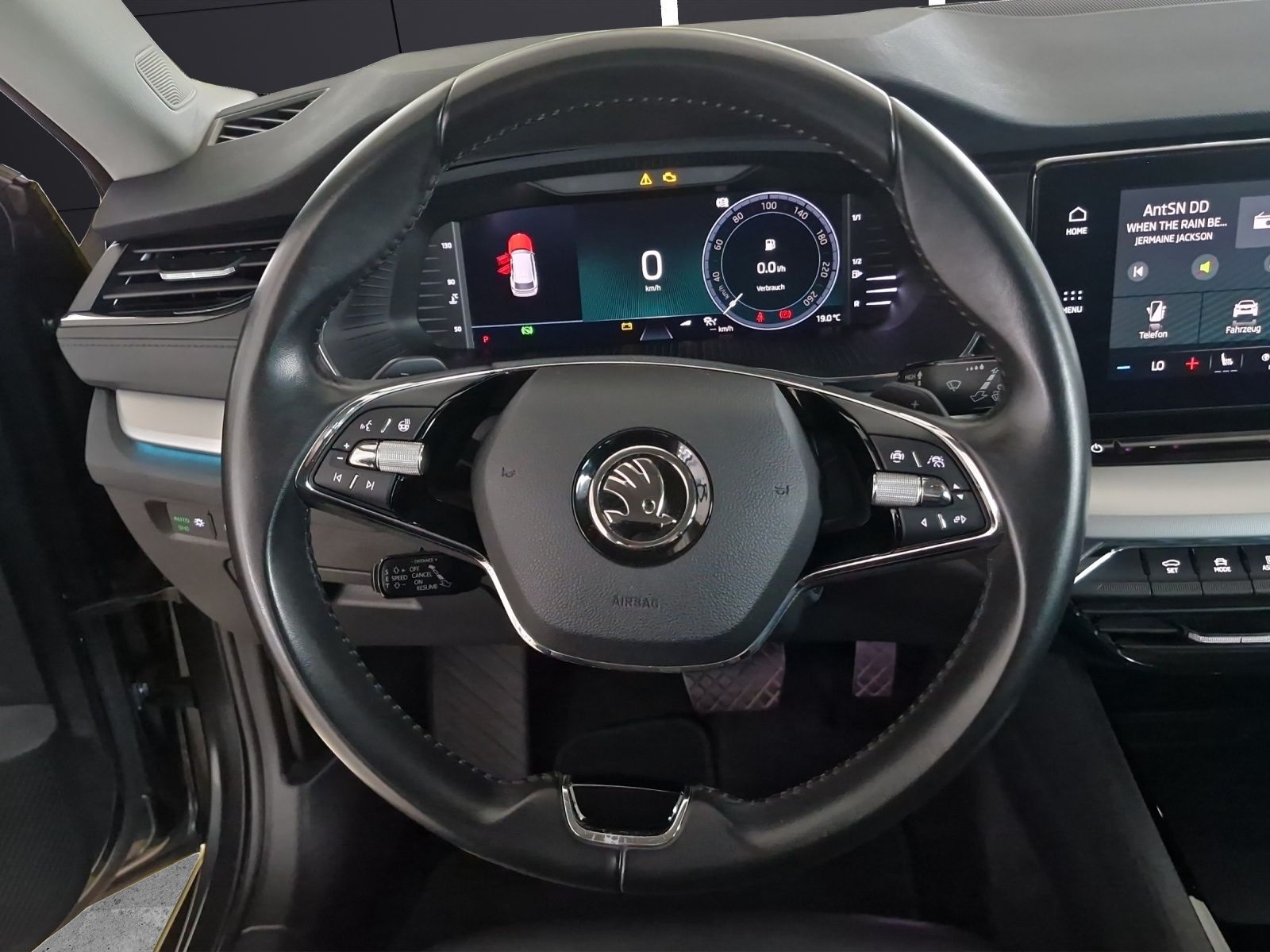 Fahrzeugabbildung SKODA Octavia Combi Ambition DSG ACC KLIMA LED