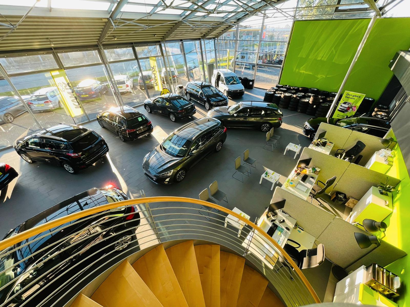 showroom-image-main