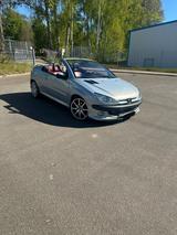 Peugeot 206cc 2.0 sportline TÜV Neu - Peugeot 206 Sport mit Benzin-Antrieb