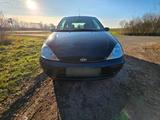 Ford Focus 1.6 Automatik Benzin - Ford Focus mit Benzin-Antrieb: Kleinwagen, Automatik