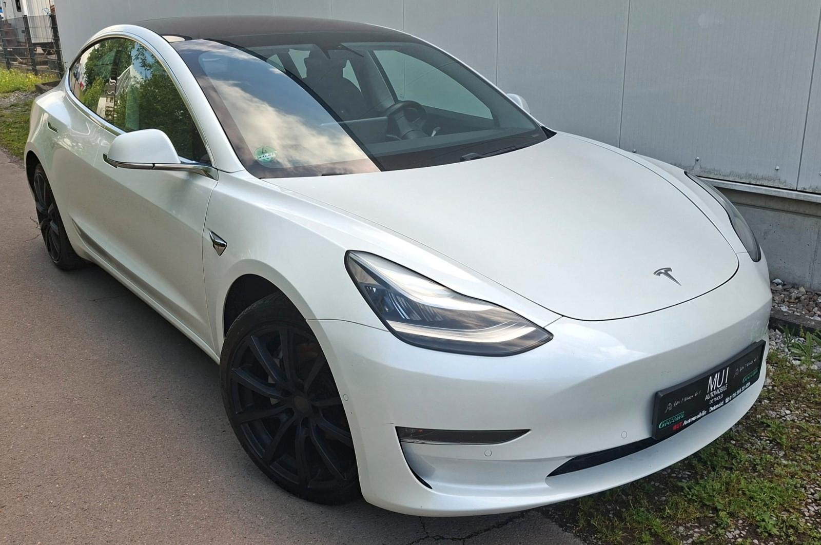 Tesla Model 3 Long Range Dual AWD