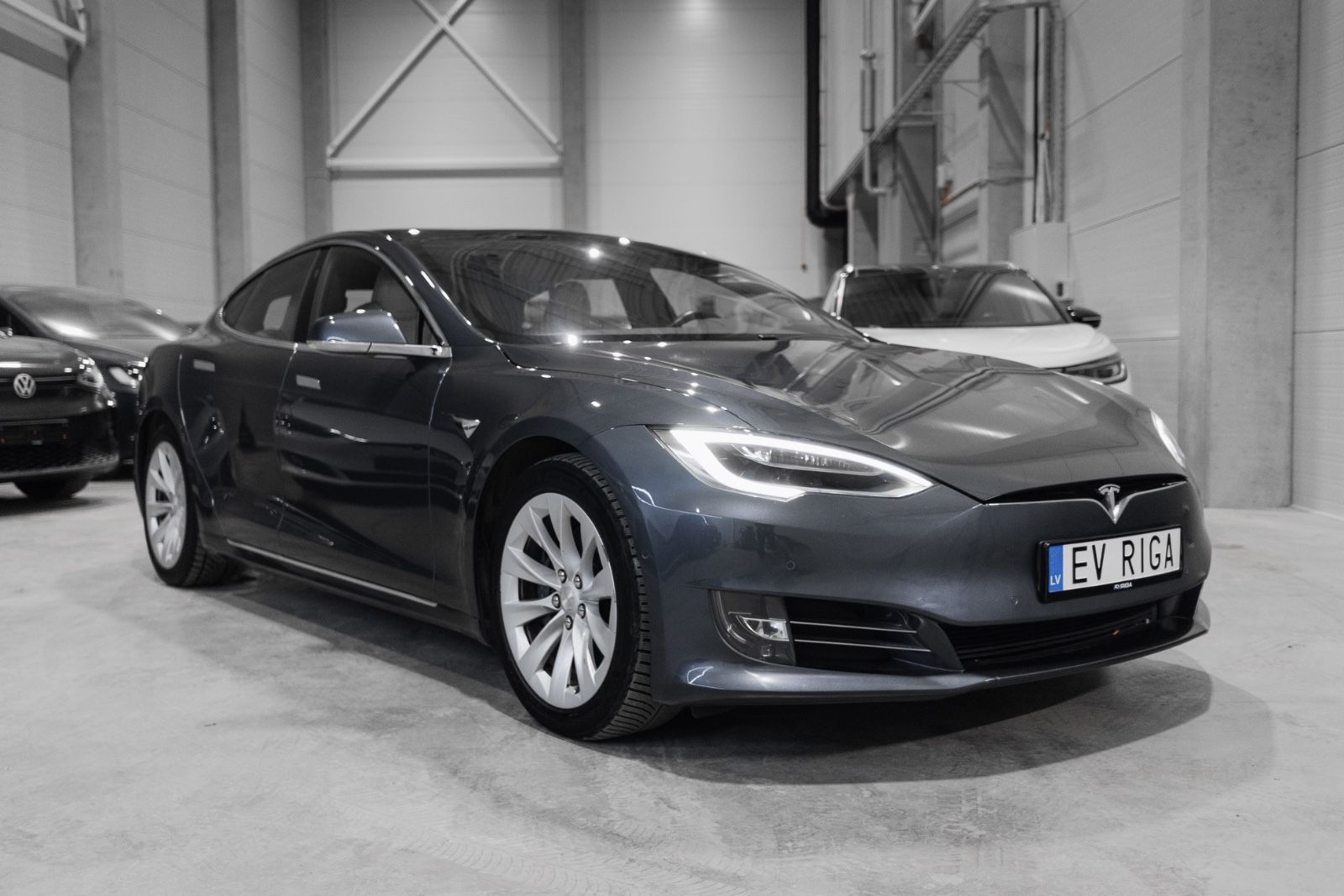 TESLA Model S