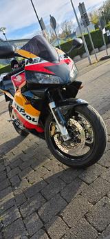 Honda CBR600RR - HONDA CBR 600 RR