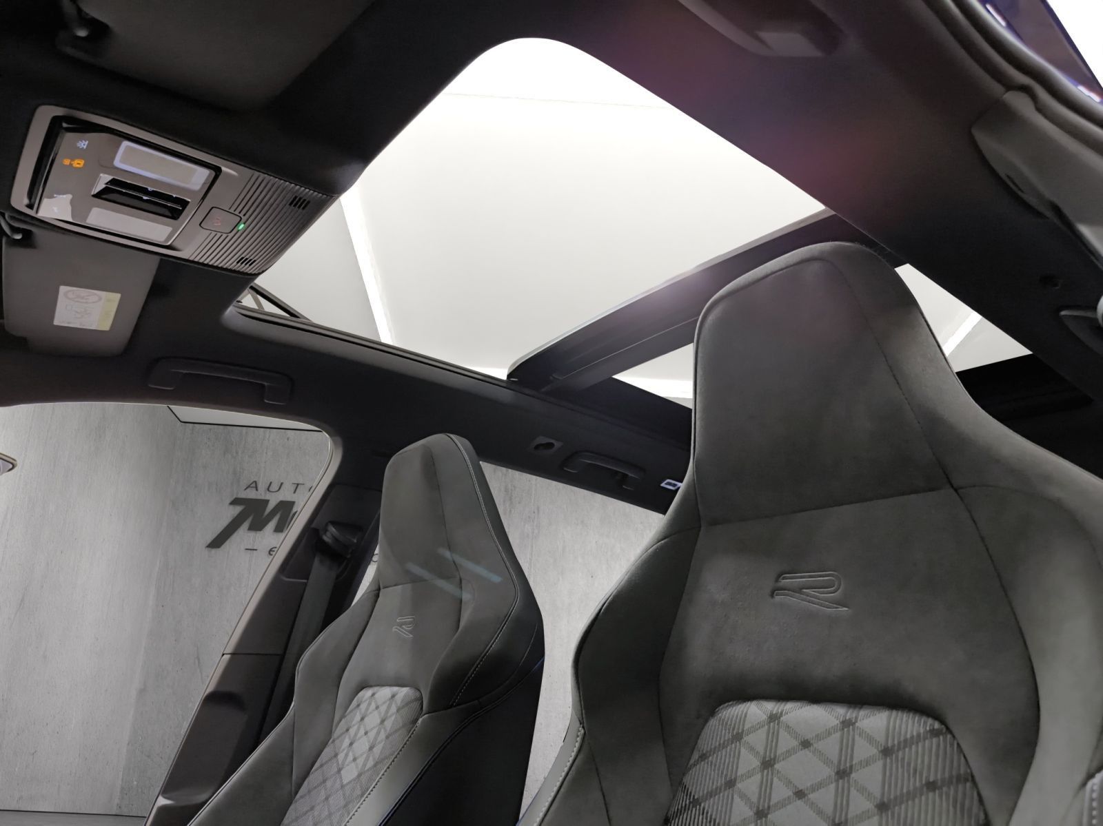 Volkswagen Golf - Bild 9