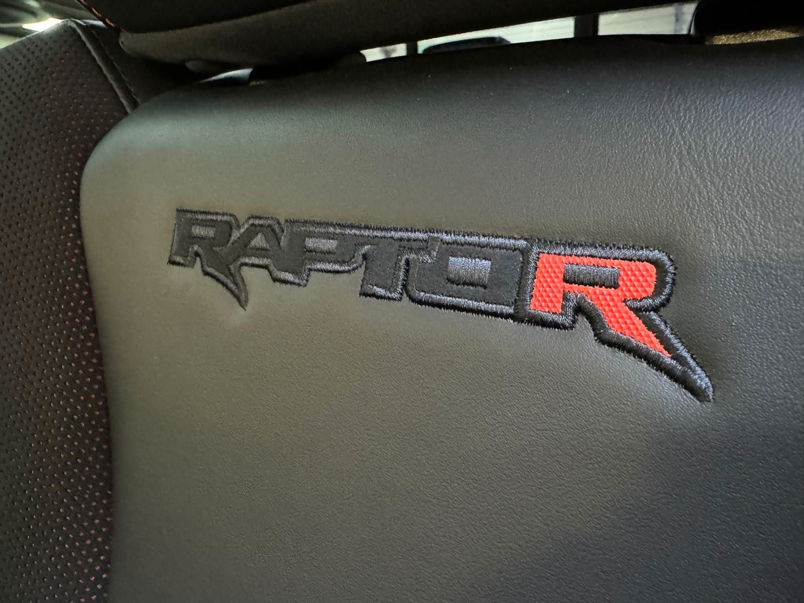 Fahrzeugabbildung Ford RAPTOR -R- SUPERCREW KOMPRESSOR V-8