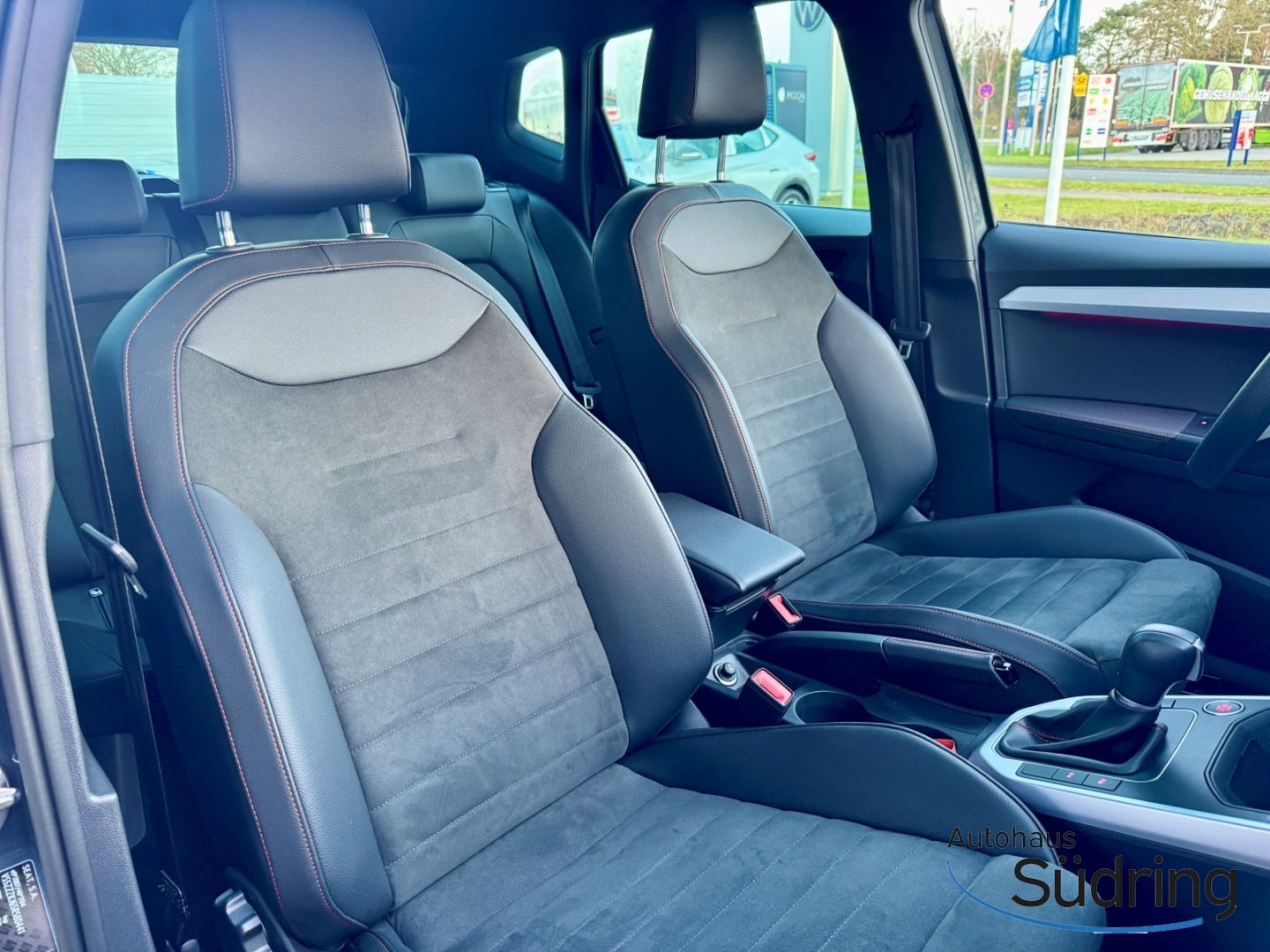 Arona 1.5 TSI FR DSG AHK Navi ACC Rückfahrk.