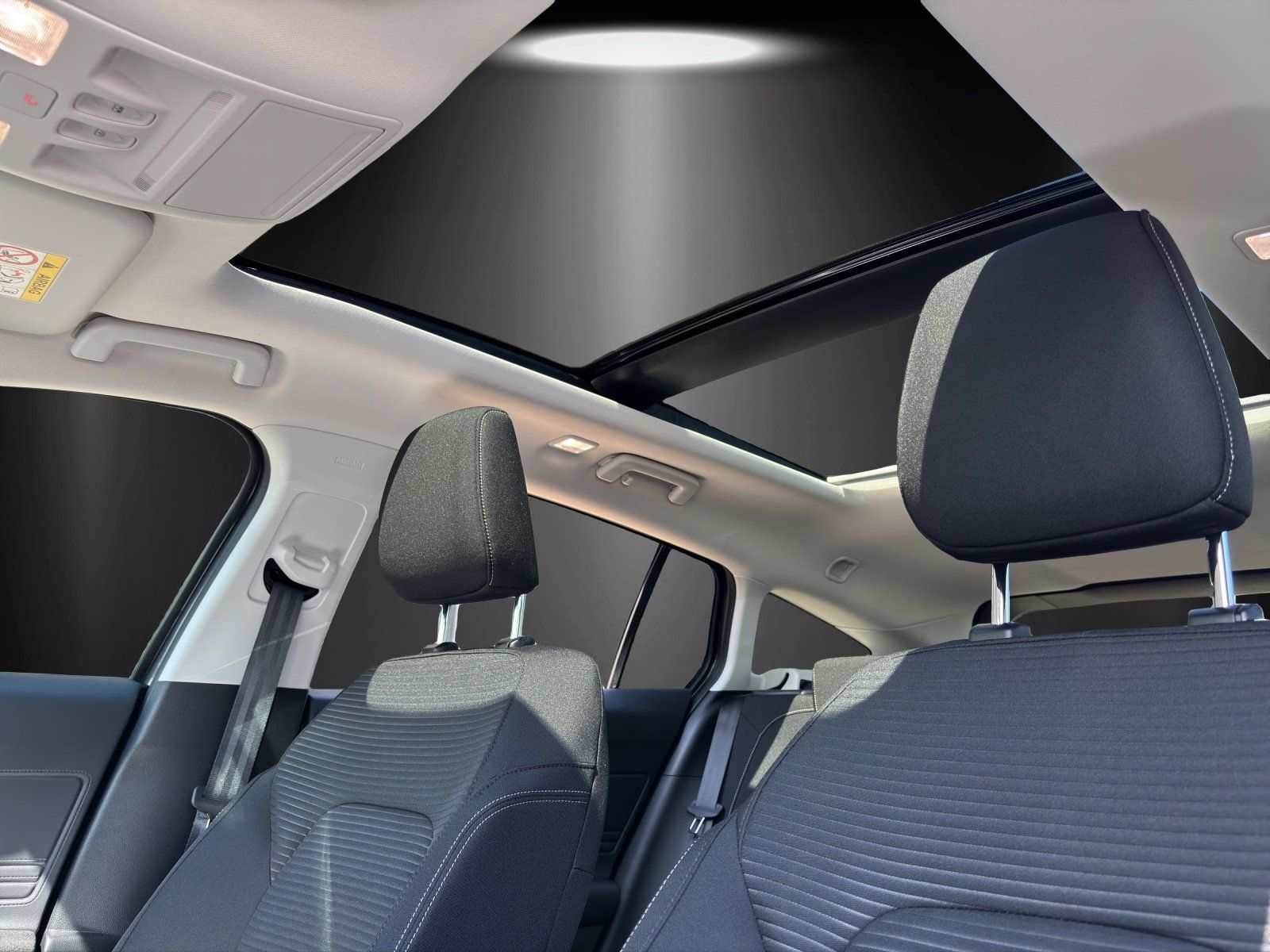 Fahrzeugabbildung Ford Focus Active X Pano Dach B&O Winter Pak. LED Mat