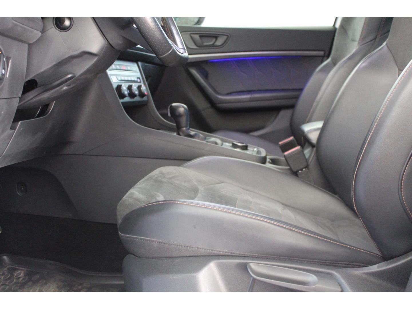 Cupra Ateca 2.0 TSI DSG 4Drive VZ PANO AHK 360 KAMERA, миниатюра 11