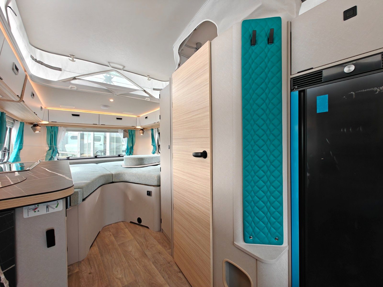 Fahrzeugabbildung HYMER / ERIBA / HYMERCAR Touring 642 Urban - JETZT 5.012€ SPAREN !