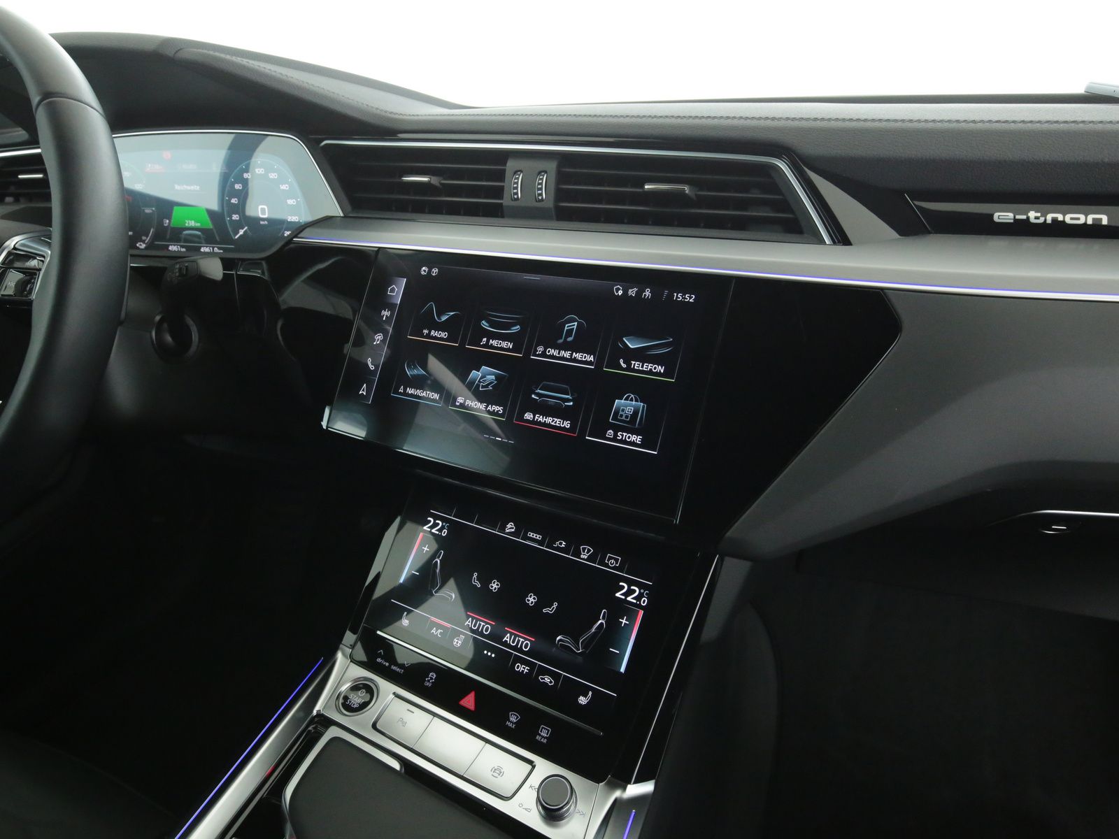 Audi Q8 e-tron - Bild 13