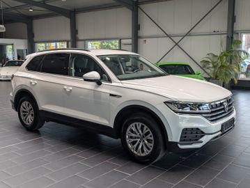 Volkswagen Touareg - 5
